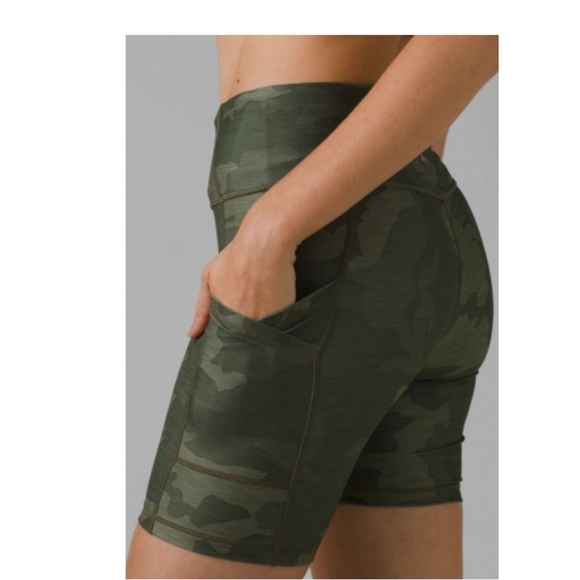 Prana Electa Biker Shorts NEW - Picture 3 of 8